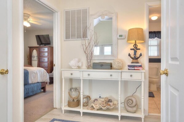 4 soverom, strykejern/-brett, wi-fi og sengetøy