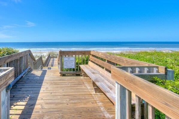 Beach nearby - 2 BR/2BA, Ocean View Condo w/POOL in Caswell Beach-Sleeps 8 (Oak Island)
