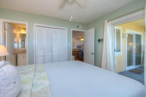 3 Schlafzimmer, Schreibtisch, Bügeleisen/Bügelbrett, WLAN