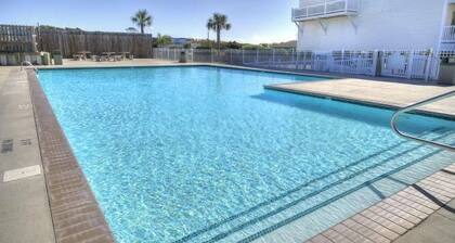 Experience ocean views at Oak Island OW 2204, a spacious 3-bedroom condo for 7.
