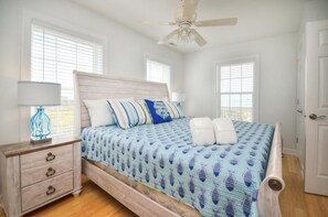 6 bedrooms, iron/ironing board, free WiFi, bed sheets