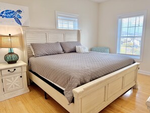 6 bedrooms, iron/ironing board, free WiFi, bed sheets
