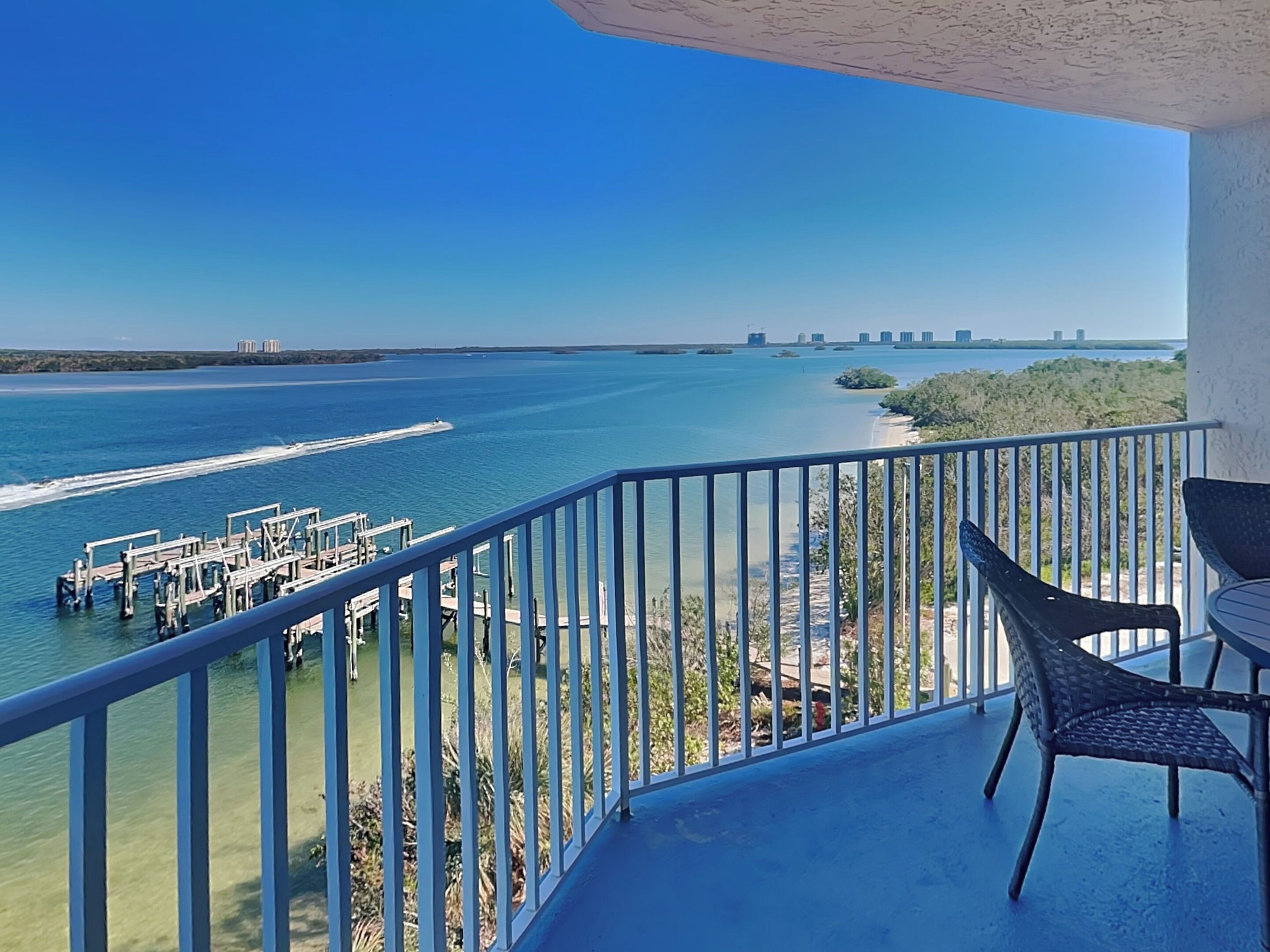 315826548 Condo, 1 King Bed with Sofa bed, Private Pool, Beach View (403 - No Pets Allowed) | Property grounds