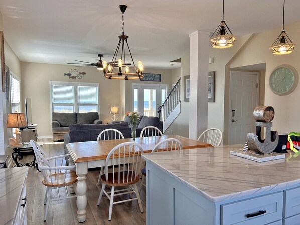 Kitchen - A Sandy Feet Retreat - Oceanfront 5-bedroom home in Oak Island (Oak Island)