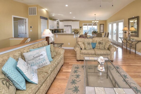 Smart TV, DVD player - At Last! -2nd Row with Beautiful Ocean Views (Oak Island)