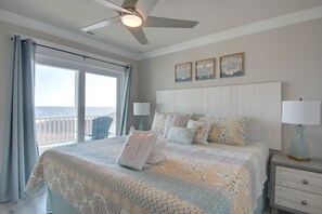 10 Schlafzimmer, Schreibtisch, Bügeleisen/Bügelbrett, WLAN