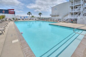 Pool - OW 3201-Flirty Flamingo: Oceanview condo in Oak Island, sleeps 10, pet-friendly. (Oak Island)