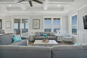 Smart TV, books - Oceanfront retreat in Oak Island with 7 bedrooms and pool for 20 guests. (Oak Island)