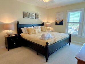 8 bedrooms, iron/ironing board, free WiFi, bed sheets