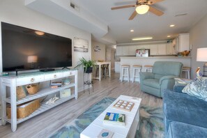 Smart TV, books - Beautiful 2BR/2BA Condo - Ocean Views,Renovated, Pool, Elevator, Sleeps 7 (Oak Island)