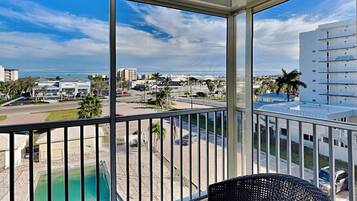 Condo, Multiple Beds, Pool Access, Pool View (#409 - No Pets) | Property grounds
