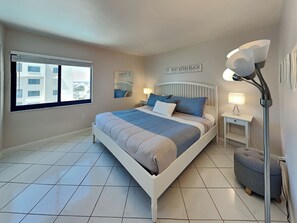 Condo (3 Bedrooms) | Property amenity