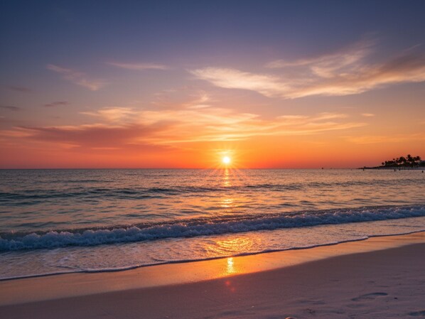 Condo (3 Bedrooms) | Property amenity