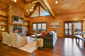 Smart TV, chimenea y tenis de mesa 