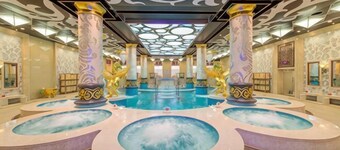 Yinhehui Hotel (Changchun Railway Station Sasseur Zhongdong Outlet)