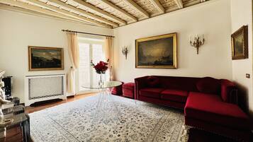 Smart-TV, Stereoanlage