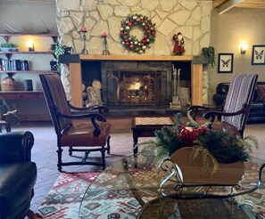 Interior - Spacious Park City Condo across from Park City Ski Resort- perfect ski lodging (Park City)