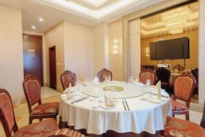 Restaurant - Guoneng Grand Hotel (Dianjiang County)