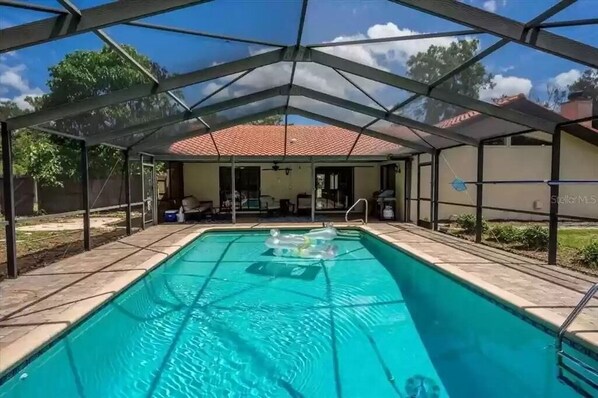 Outdoor pool, a heated pool