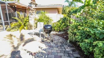 House, Multiple Beds, Private Pool | Balcony