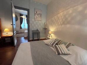 2 عدّة غرف نوم ومكواة/لوح كي وواي فاي مجانًا