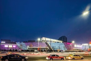 Exterior - Vienna Classic Hotel (Qingdao Golden Beach Wuyue Plaza) (Qingdao)