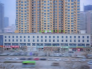 Exterior - Greentree Inn Tongchuan Yaozhou District New District Hospital Business Hotel (Tongchuan)