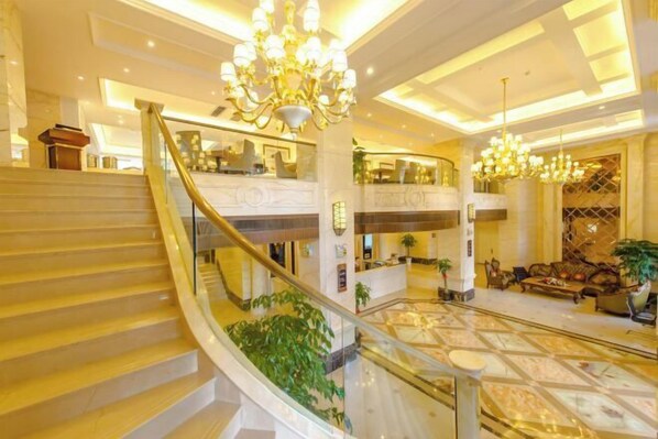 Garden - Holiday Inn Guilin Windsor (Lingui Wanda Plaza Liangjiang Airport) (Guilin)