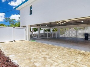 House (3 Bedrooms) | Property amenity