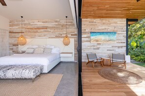 4 slaapkamers, een strijkplank/strijkijzer, wifi, beddengoed