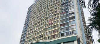 Shiguang Zhenpin Apartment