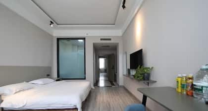 Sunshine Hotel (Yuncheng Wanda Plaza Central Hospital)