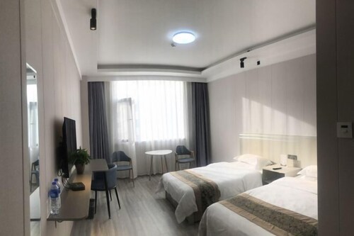 Sunshine Hotel (Yuncheng Wanda Plaza Central Hospital)