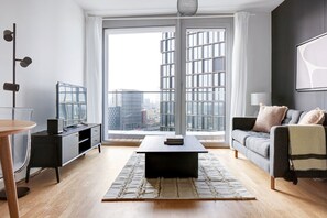 Télévision, chaîne hi-fi