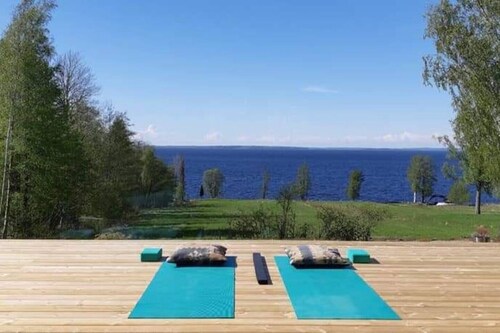 Stunning Sleeps 9 Lakeview Loghome, Spa & Yoga