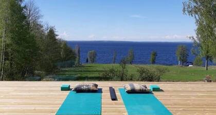 Stunning Sleeps 9 Lakeview Loghome, Spa & Yoga