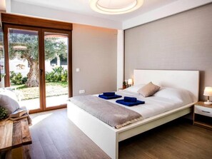 4 chambres, fer et planche à repasser, Wi-Fi, literie fournie