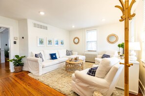 Imagen sin descripción, 3 de 48, botón