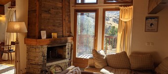 170m2 duplex apartment in Les Arcs 2000, ski in/ski out, Mont Blanc view