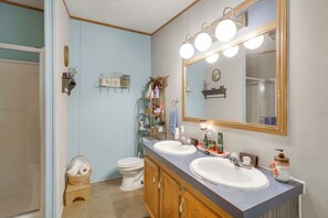 Free toiletries, hair dryer, towels
