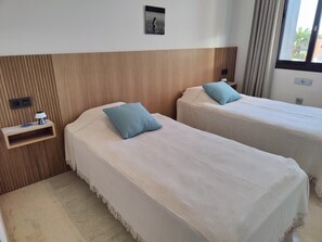 3 soverom, strykejern/-brett, wi-fi (inkludert) og sengetøy