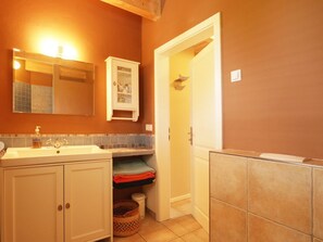 Douche, séchoir à cheveux