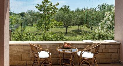 Holiday home with 2 apartments in Fažana-Valbandon