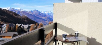 Cozy studio in Risoul 1850 - 4 beds, ski-in/ski-out, parking, balcony