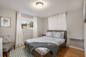 5 chambres, fer et planche à repasser, Wi-Fi gratuit, draps fournis