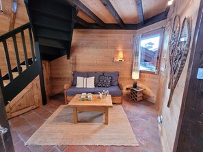 TV - Cozy alpine chalet in Les Gets, 6 pers, south-facing terrace (Les Gets)