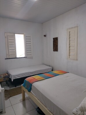 1 室のベッドルーム、アイロン / アイロン台、WiFi (無料)、ベッドシーツ