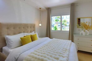 2 bedrooms, iron/ironing board, travel crib, free WiFi