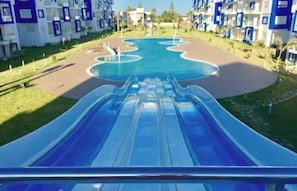 室外泳池