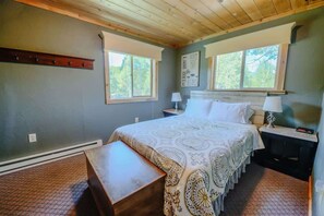 5 bedrooms, iron/ironing board, travel cot, WiFi